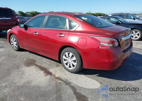 2015 Nissan Altima 2.5/2.5 S/2.5 Sl/2.5 Sv из США, поврежденный, VIN 1N4AL3AP9FC125794